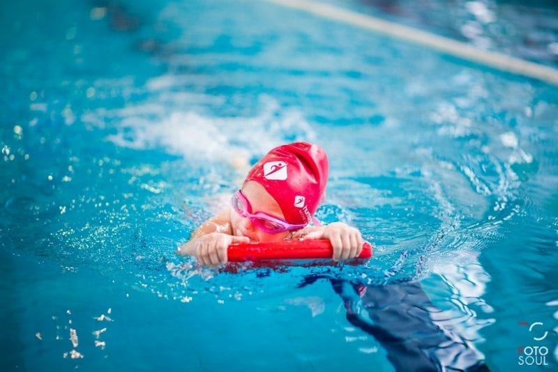 Amatorskie zawody pływackie "Już pływam" w Cieszynie
